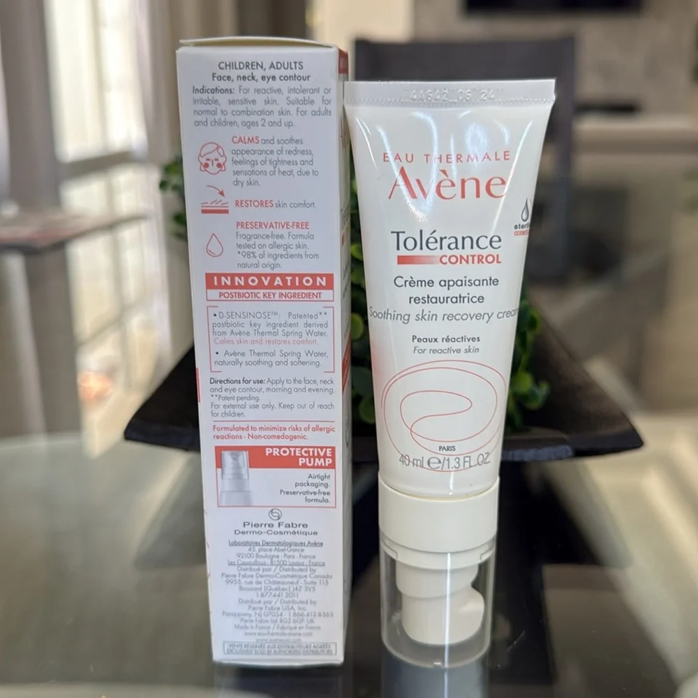 Avène Tolérance Control Soothing Skin Recovery Cream - White/Peach